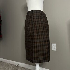 Wool skirt houndstooth Size 2